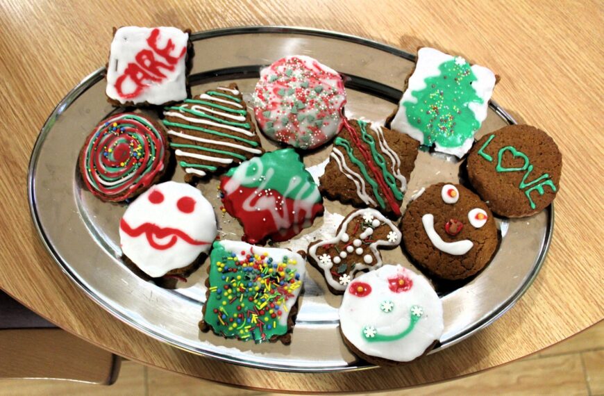 Competition – Making & Decorating Gingerbread Cookies – 22 December 2023