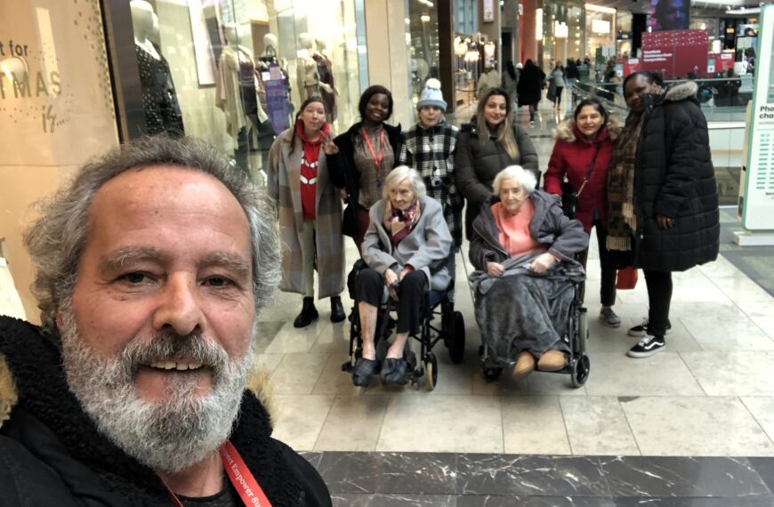 Christmas Shopping at Westfield – 5 December 2024