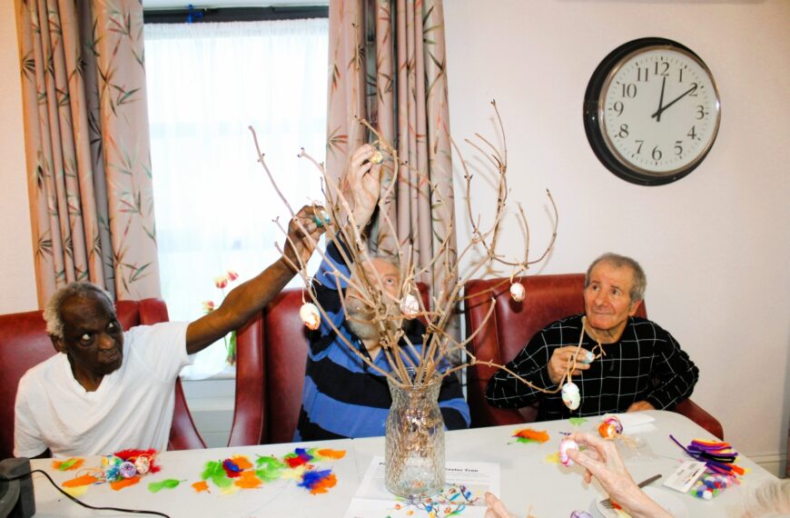 Easter Arts & Crafts – 9 April 2025